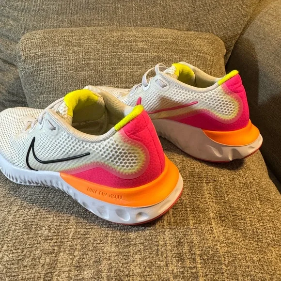 Nike Women's Renew Running shoes  Size 7.5 White/Pink/Orange/Yellow/Black - Picture 6 of 7